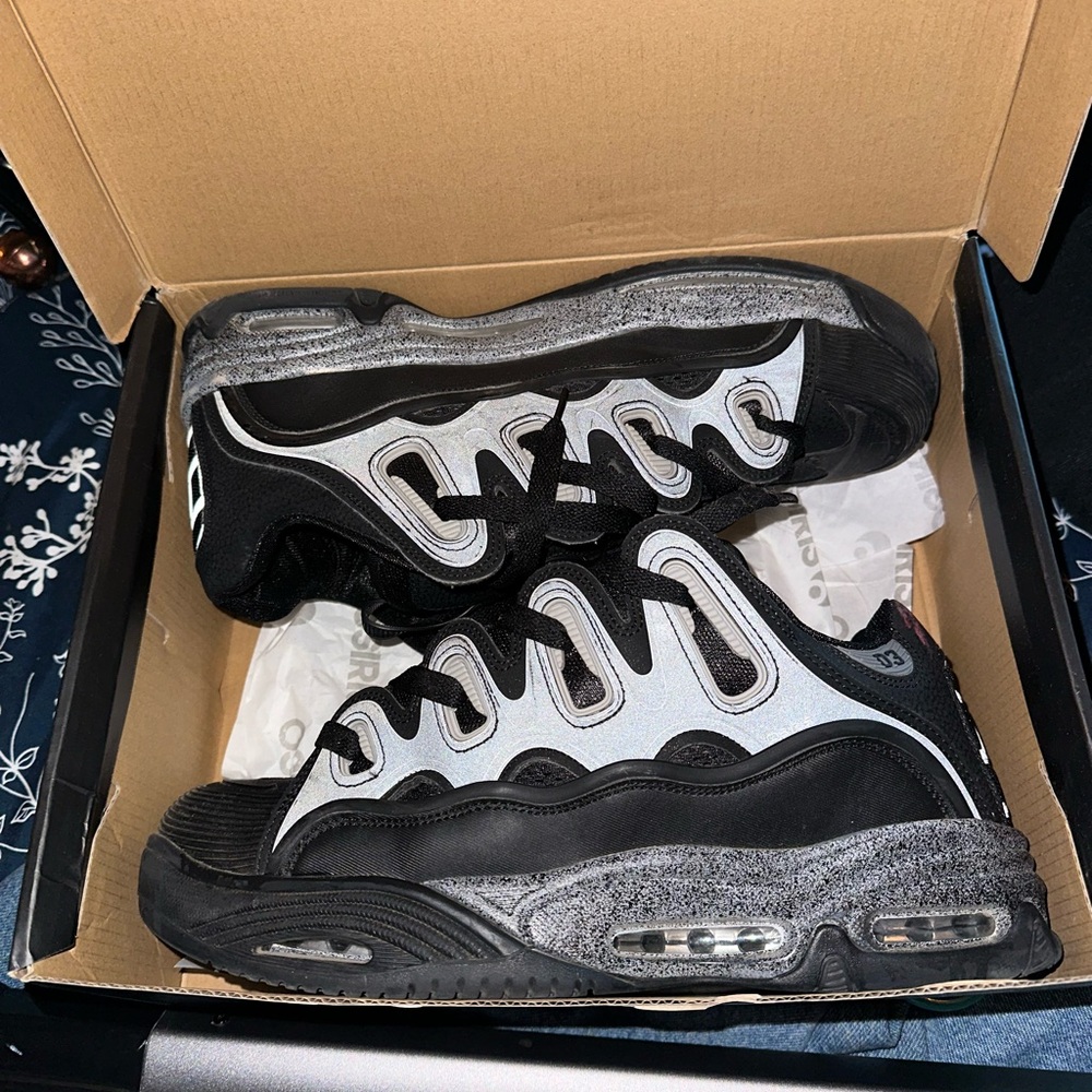 Osiris skate shoes